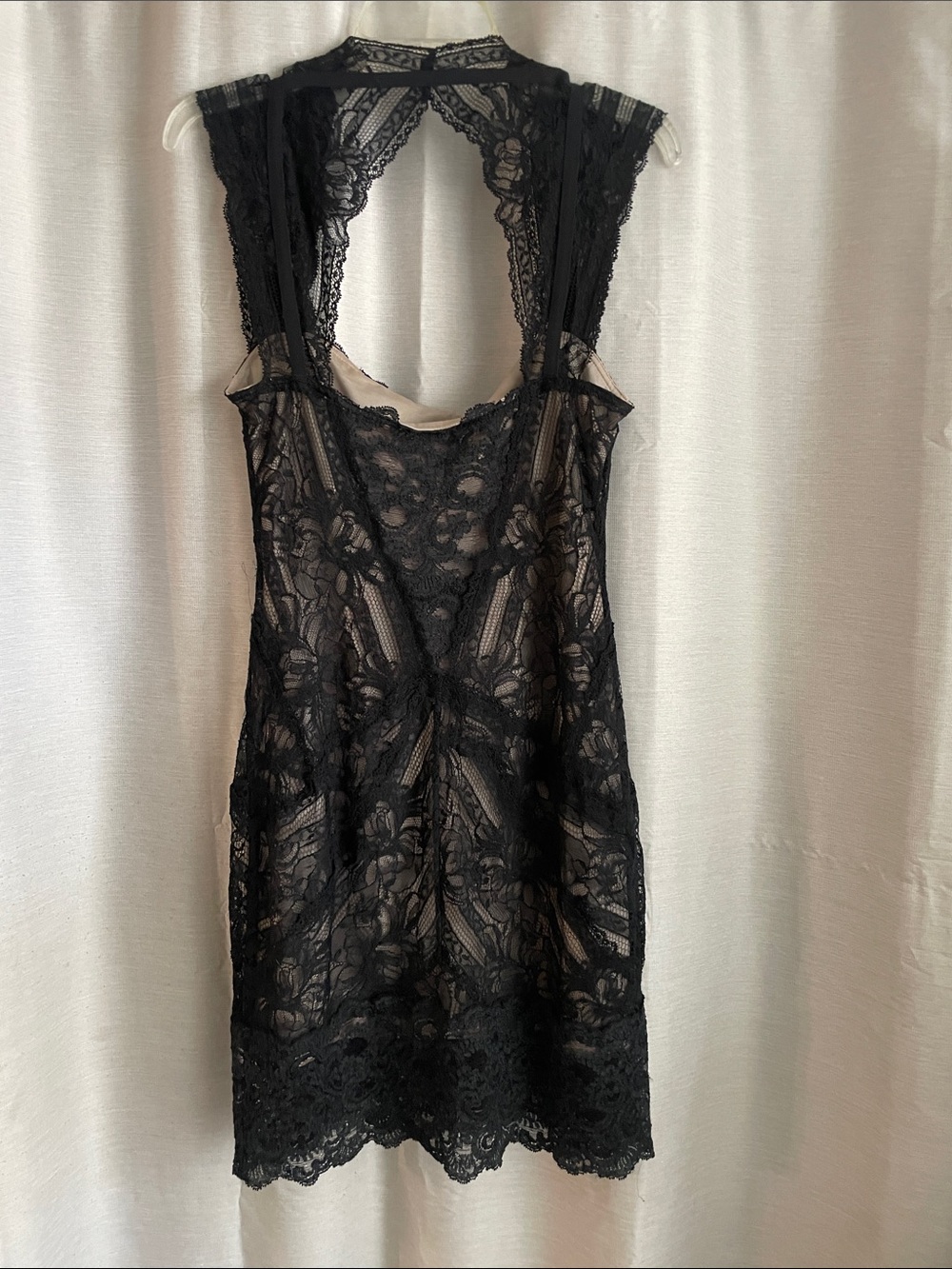Nicole Miller Black and Beige Lace-Trim Dress - Picture 4 of 5